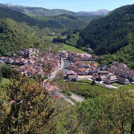 Apartamento Azkoiti Etxea Ochagavía Buitenkant foto